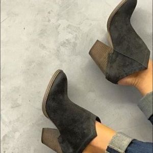 Haku Mule Booties 7.5